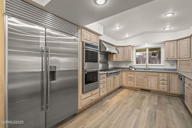 6875 Pah Rah Drive, Sparks, NV 89436