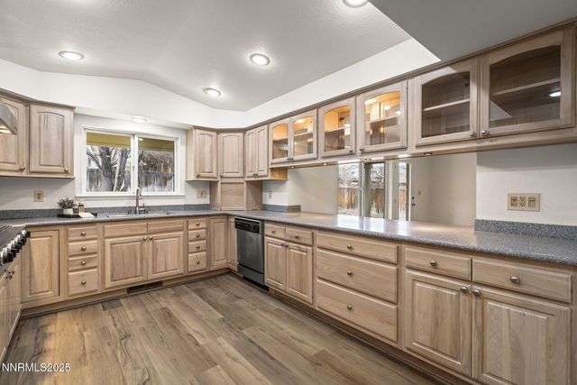 6875 Pah Rah Drive, Sparks, NV 89436