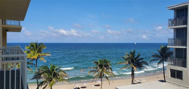 1161 Hillsboro Mile 506, Hillsboro Beach, FL 33062