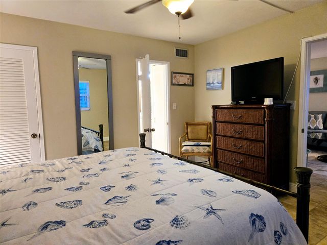 1161 Hillsboro Mile 506, Hillsboro Beach, FL 33062