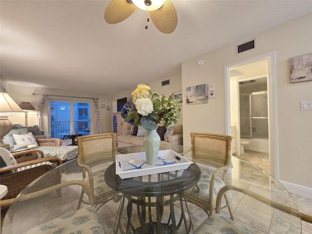 1161 Hillsboro Mile 506, Hillsboro Beach, FL 33062