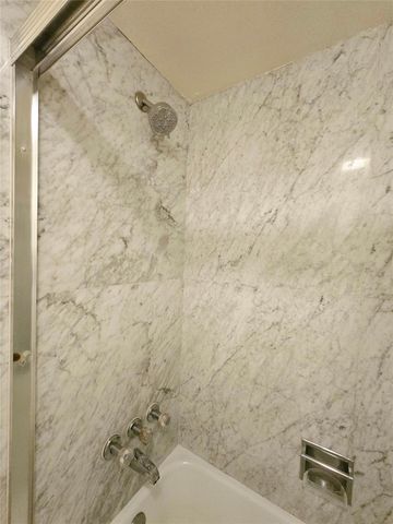 1161 Hillsboro Mile 506, Hillsboro Beach, FL 33062