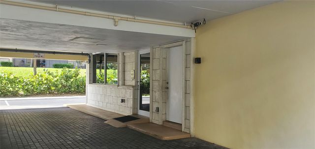 1161 Hillsboro Mile 506, Hillsboro Beach, FL 33062