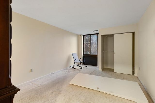 1008 Paradise Road 2J, Swampscott, MA 01907