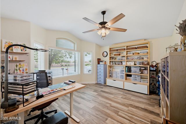 1091 S CROSSROADS Drive, Gilbert, AZ 85296