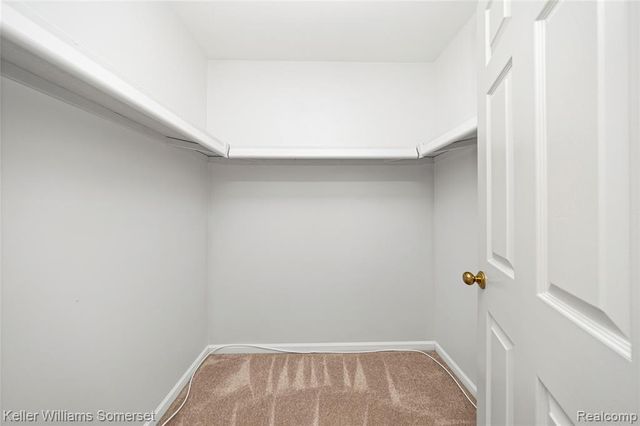 16999 Barbarosa Lane, Clinton Township, MI 48038