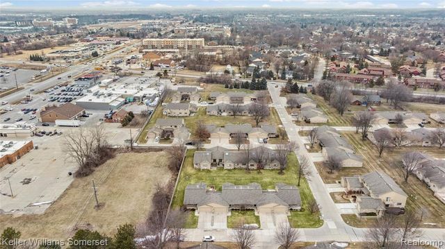 16999 Barbarosa Lane, Clinton Township, MI 48038