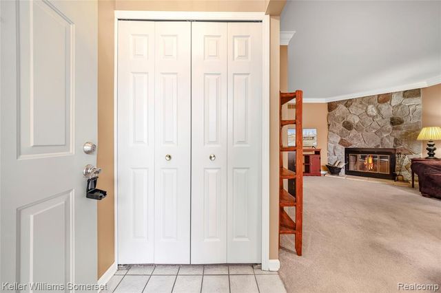 16999 Barbarosa Lane, Clinton Township, MI 48038