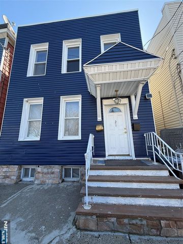 21 Summer Street, Lodi, NJ 07644