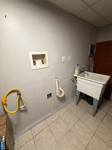 21 Summer Street, Lodi, NJ 07644