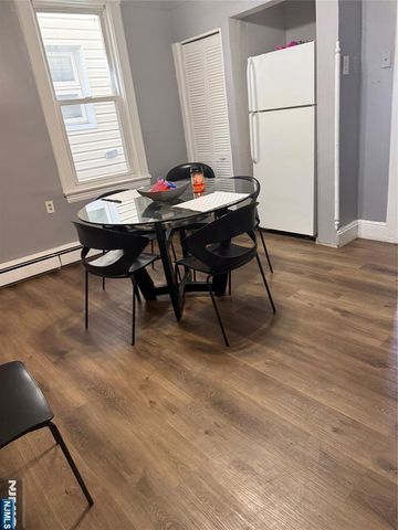 21 Summer Street, Lodi, NJ 07644