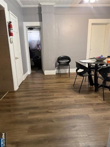 21 Summer Street, Lodi, NJ 07644