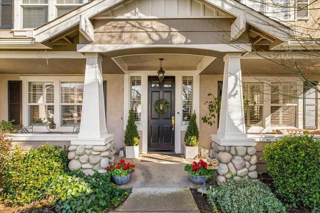 1738 Heirloom Ct, Modesto, CA 95357