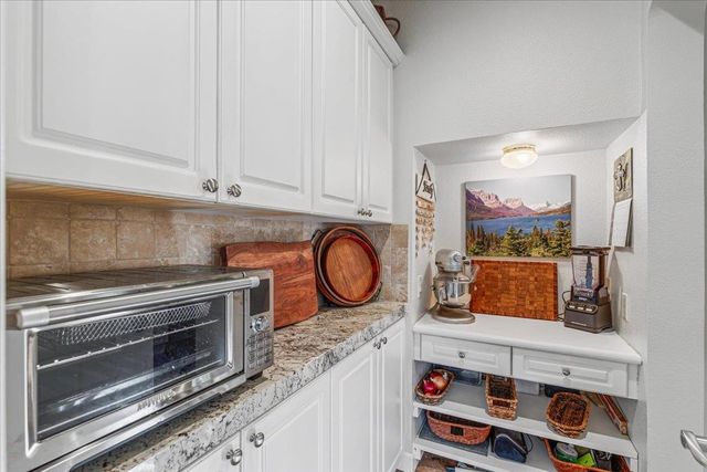 1738 Heirloom Ct, Modesto, CA 95357