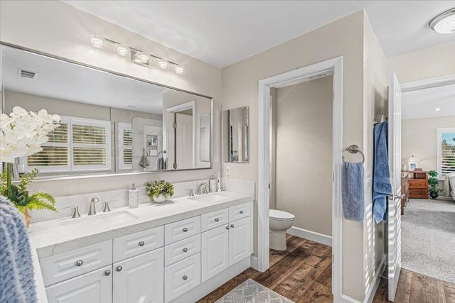 1738 Heirloom Ct, Modesto, CA 95357