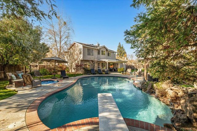 1738 Heirloom Ct, Modesto, CA 95357