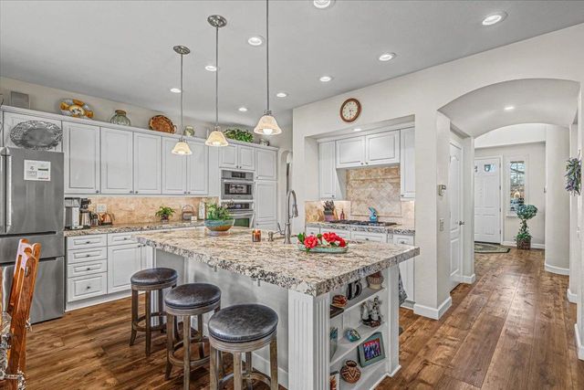 1738 Heirloom Ct, Modesto, CA 95357