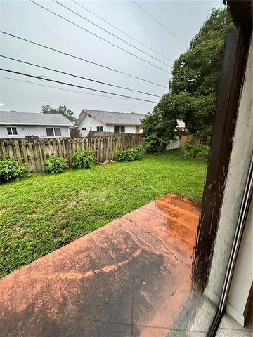 2988 NW 7TH CT, Fort Lauderdale, FL 33311