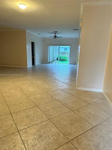 2988 NW 7TH CT, Fort Lauderdale, FL 33311