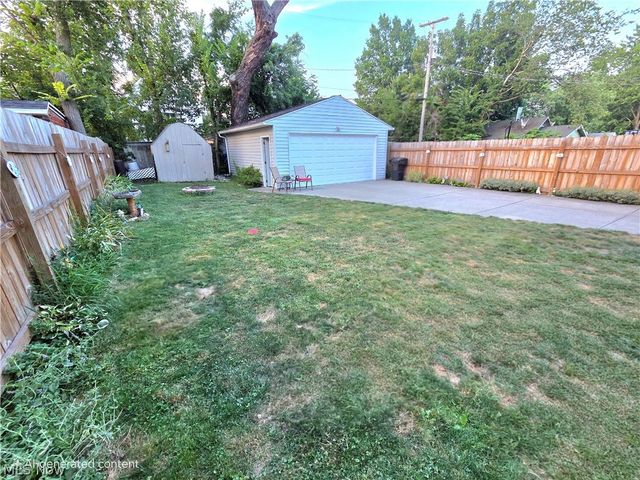 4414 Henritze Avenue, Cleveland, OH 44114