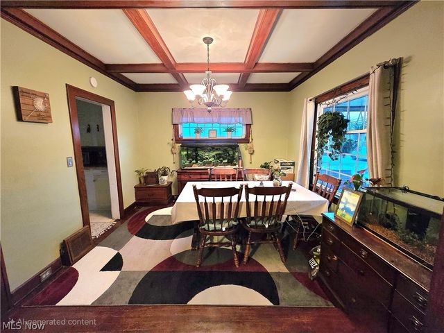 4414 Henritze Avenue, Cleveland, OH 44114