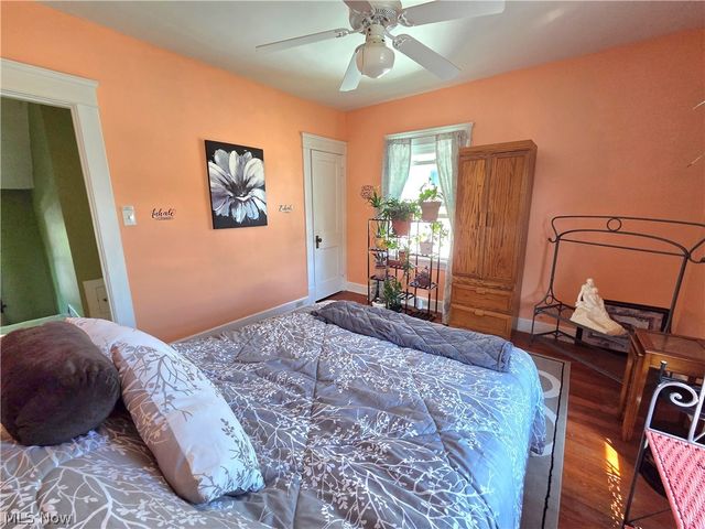 4414 Henritze Avenue, Cleveland, OH 44114