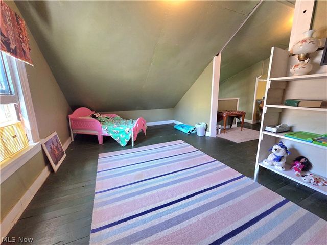 4414 Henritze Avenue, Cleveland, OH 44114