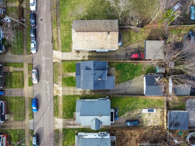 4414 Henritze Avenue, Cleveland, OH 44114