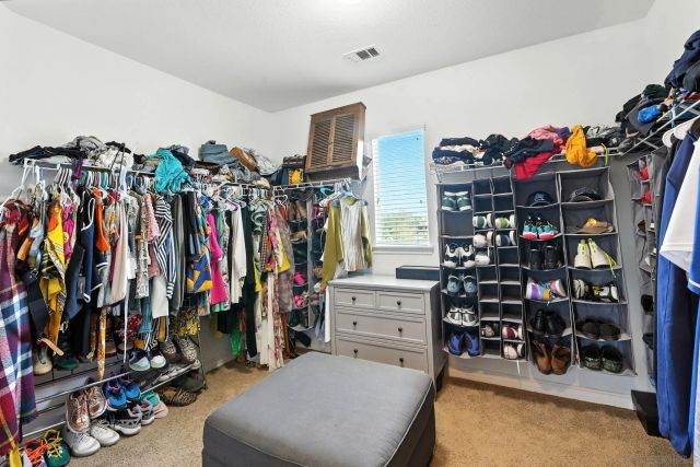 38200 Camarada Ln, Murrieta, CA 92563