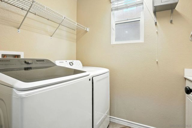 38200 Camarada Ln, Murrieta, CA 92563