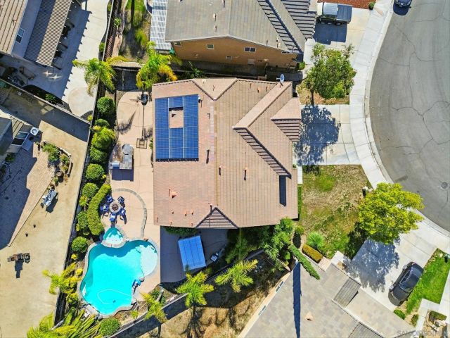 38200 Camarada Ln, Murrieta, CA 92563