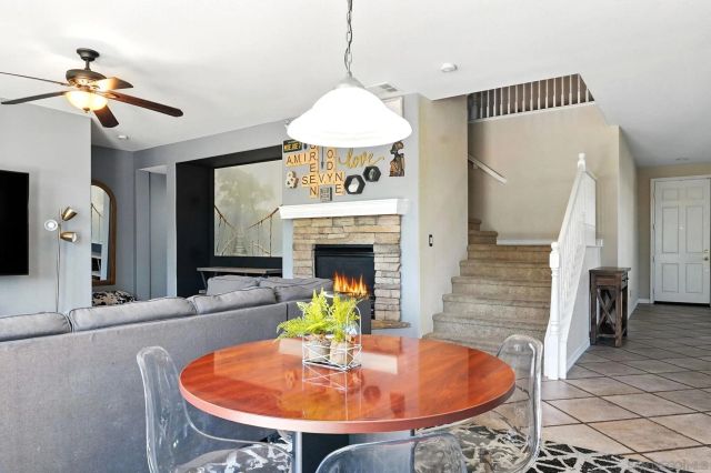 38200 Camarada Ln, Murrieta, CA 92563