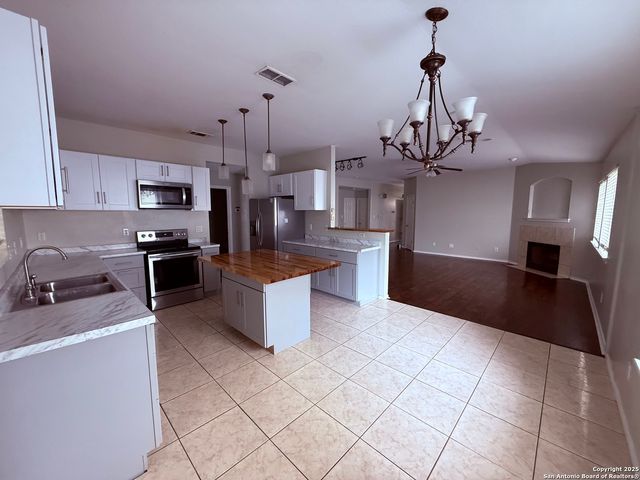 10707 Tiger Chase, San Antonio, TX 78251