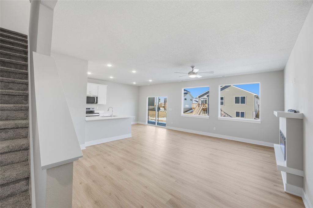 4232 NE Timber Lane, Ankeny, IA 50021