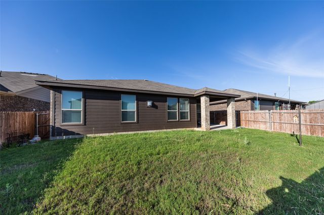 2409 Indian Head Drive, Fort Worth, TX 76177