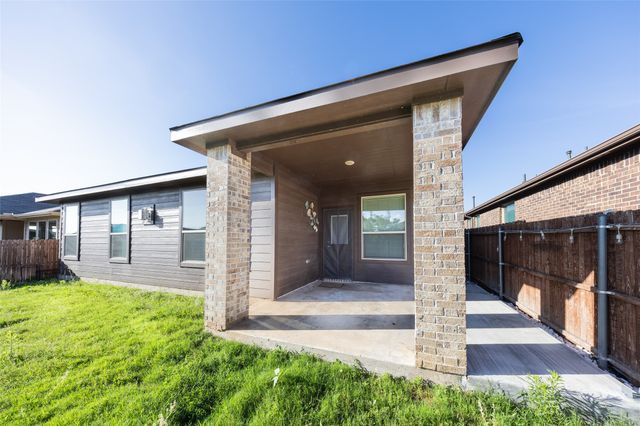 2409 Indian Head Drive, Fort Worth, TX 76177