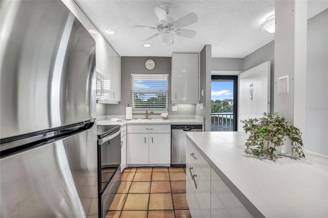 915 BEACH ROAD 216, Sarasota, FL 34242