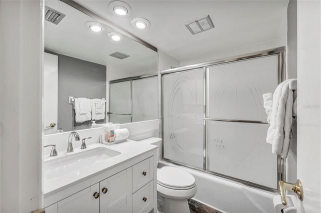 915 BEACH ROAD 216, Sarasota, FL 34242