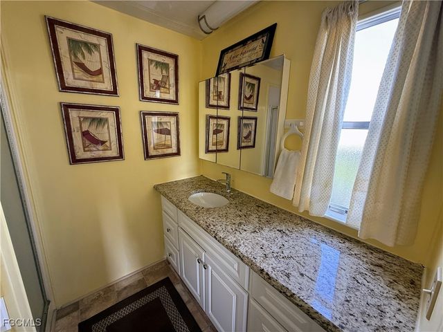 541 Freedom ST, North Fort Myers, FL 33917