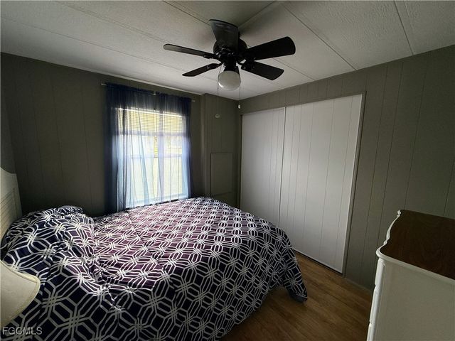 541 Freedom ST, North Fort Myers, FL 33917