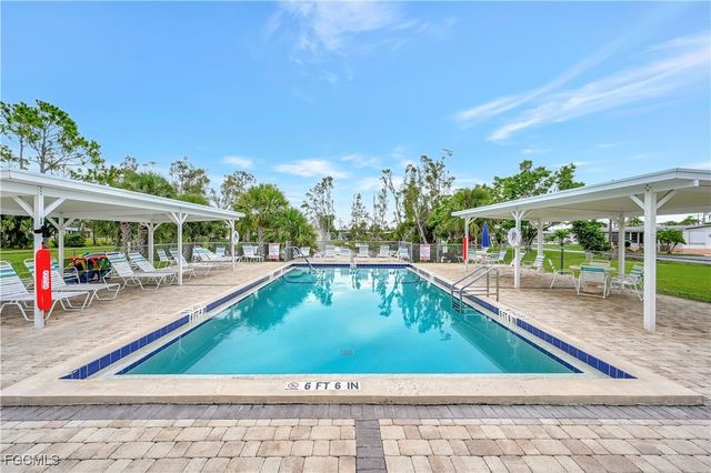 541 Freedom ST, North Fort Myers, FL 33917