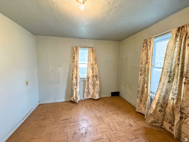 3831 ORCHARD AVE, Ogden, UT 84403