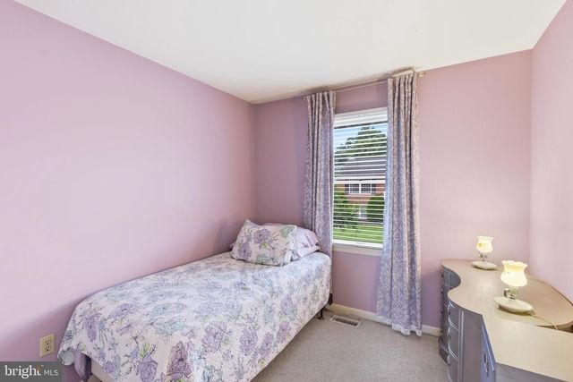 1213 ROXBORO RD, Baltimore, MD 21237
