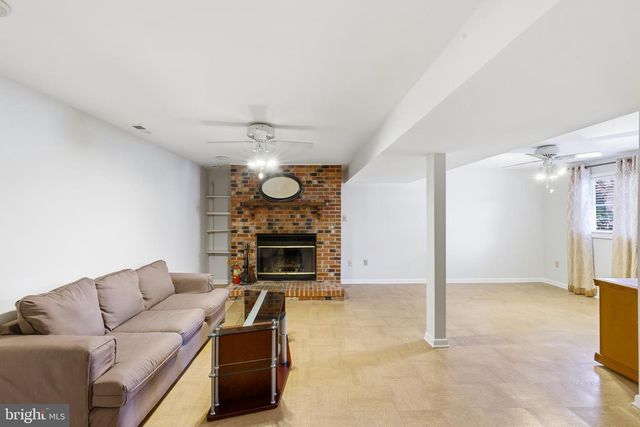 1213 ROXBORO RD, Baltimore, MD 21237
