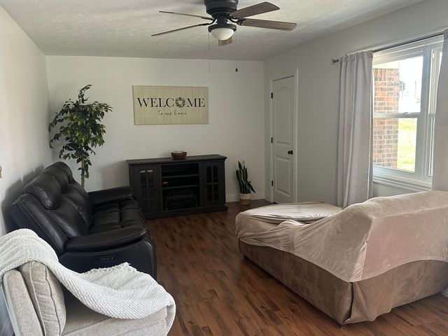 2140 State Highway 1651, Stearns, KY 42647