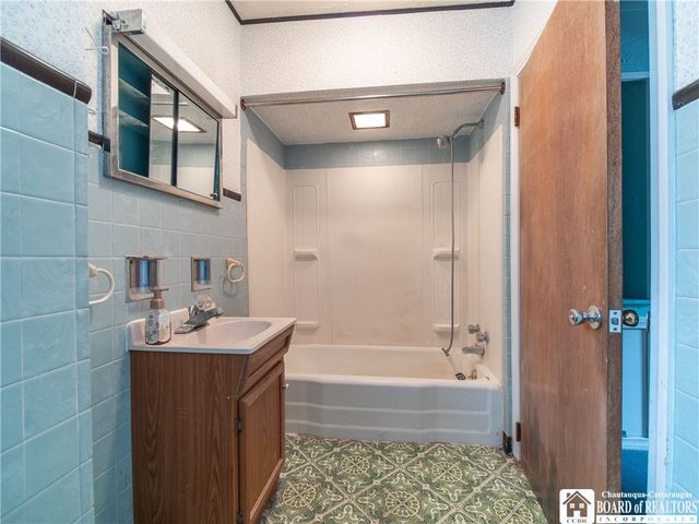 149 Baker Street, Jamestown, NY 14701