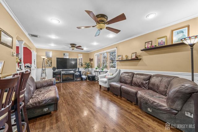 2 Cherbar Court, Colonia, NJ 07067