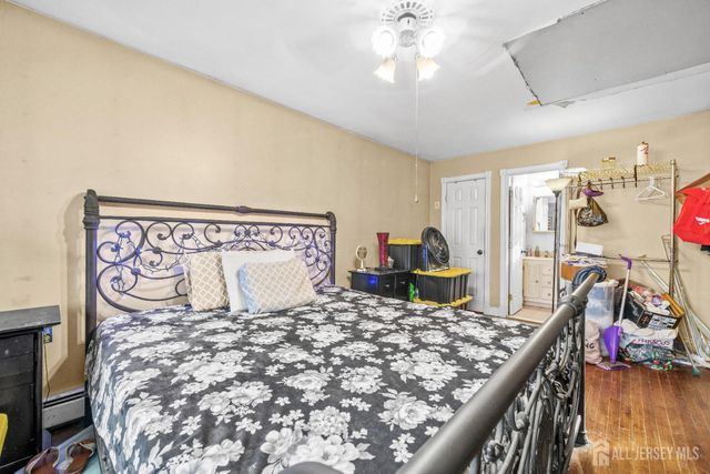 2 Cherbar Court, Colonia, NJ 07067