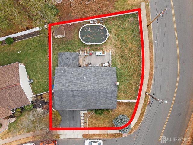 2 Cherbar Court, Colonia, NJ 07067