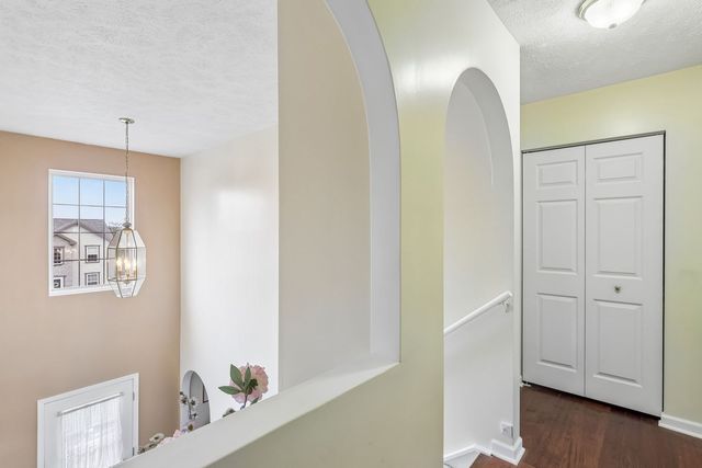 301 Holly Ridge DRIVE, Shaler, PA 15116